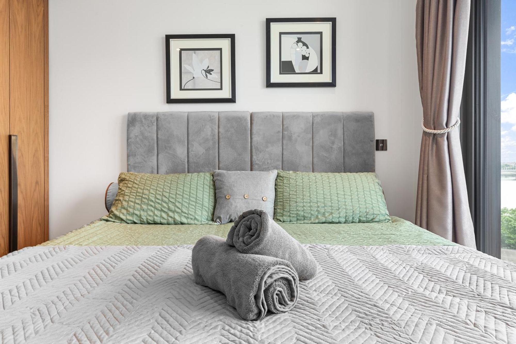 River Panorama Central London 2 Bedroom New Development Екстериор снимка