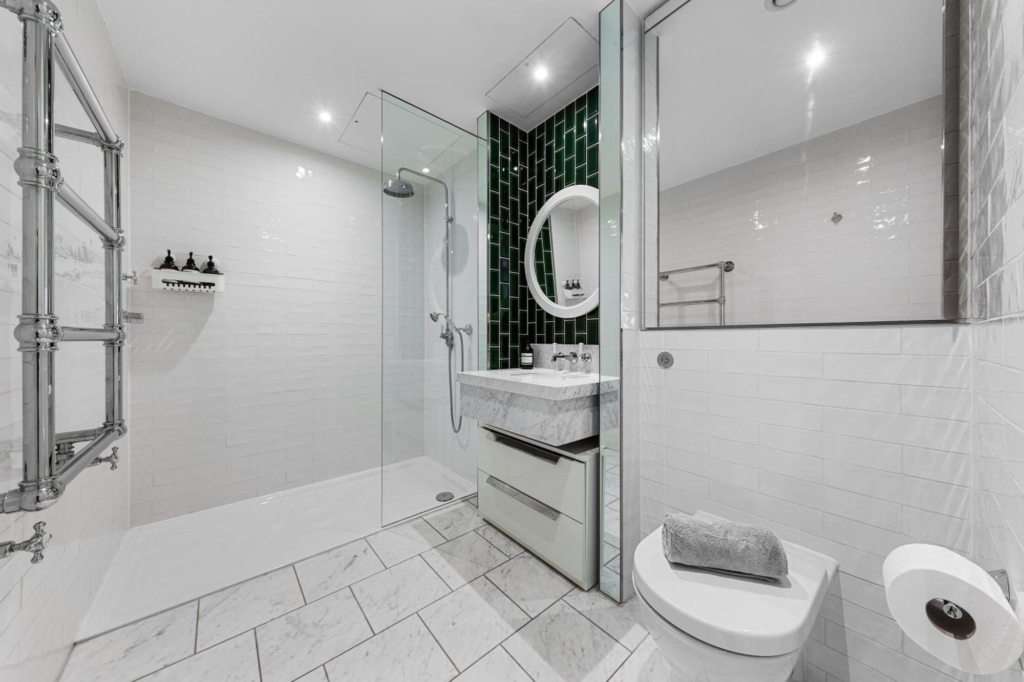 River Panorama Central London 2 Bedroom New Development Екстериор снимка